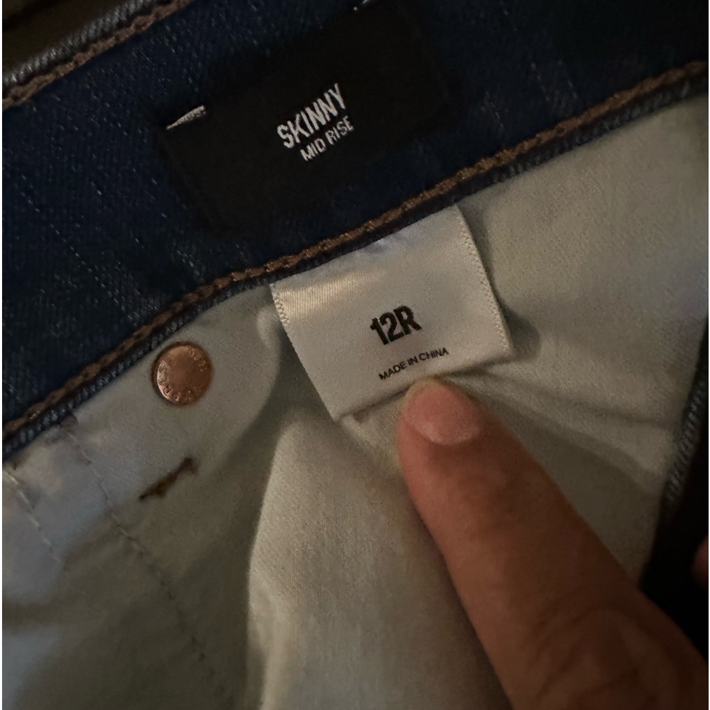 Express Mid Rise Skinny Jean - Picture 4 of 5